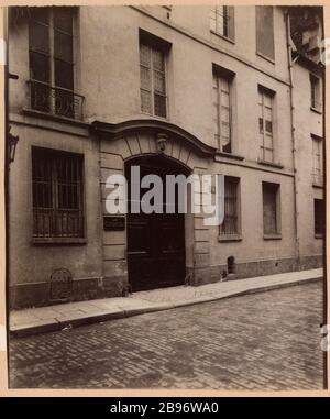 Hotel Allemans, 7. Bezirk, Paris. Atget, Eugène (Jean Eugène Auguste-Atget, dit). "Hôtel d'Allemans, 7ème-Bezirk, Paris". Papieralbuminé. Paris, musée Carnavalet. Stockfoto