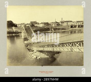 Katastrophen des Krieges, Deck Choisy-le-Roi. J. Andrieu 'Désastres de la guerre, le pont de Choisy le Roi'. Photographie de Jules Andrieu. Paris, musée Carnavalet. Stockfoto