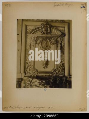 BECKEN, INTERIEUR, HOTEL LAUZUN, 17 Quai d'Anjou, 4. BEZIRK, PARIS Bassin, intérieur, Hôtel Lauzun, 17 quai d'Anjou, Paris (IVème arr.), 1905. Photographie d'Eugène Atget (1857-1927). Paris, musée Carnavalet. Stockfoto