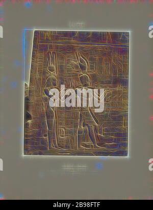 Dendérah (Tentyris). Temple d'Athôr - Face Postérieure - Cléopatre et Cæsarion, Félix Teynard (Französisch, 1817 - 1892), Dendera, Ägypten, negativ 1851 - 1852, Druck 1853, Druck auf gesalzenem Papier, 30.2 × 25.2 cm (11 7/8 × 9 15/16 in.), neu gestaltet von Gibon, Design von warmen fröhlichen Leuchten von Helligkeit und Lichtstrahlen Ausstrahlung. Klassische Kunst neu erfunden mit einem modernen Twist. Fotografie inspiriert von Futurismus, umarmt dynamische Energie der modernen Technologie, Bewegung, Geschwindigkeit und Kultur revolutionieren. Stockfoto