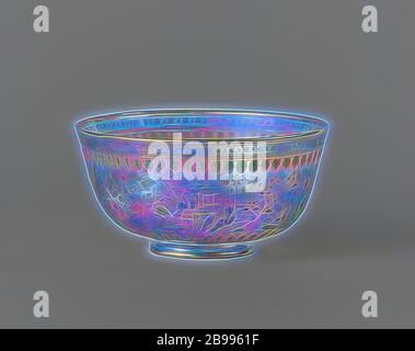 Schüssel, Schale in Emaille Farben und Gold mit Tempeln, Blumensprays und Vögel gemalt, stilisierte Bänder über und unter der Performance, Jean Theodore Royer, anonym, Noord-Indien, c. 1775 - c. 1800, Glas, Vergoldung (Material), Vergoldung, H 7.3 cm × T 13.8 cm, neu gestaltet von Gibon, Design von warmen fröhlichen Leuchten von Helligkeit und Lichtstrahlen Ausstrahlung. Klassische Kunst neu erfunden mit einem modernen Twist. Fotografie inspiriert von Futurismus, umarmt dynamische Energie der modernen Technologie, Bewegung, Geschwindigkeit und Kultur revolutionieren. Stockfoto