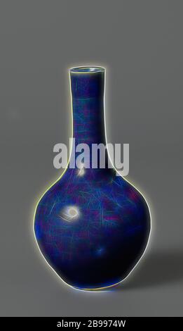 Flaschenvase mit puderblau, Porzellan flaschenförmige Vase mit rundem Bauch und langem, schmalem Hals, in Unterglasur blau lackiert. Die Vase ist mit bleu poudré (puderblau) bedeckt. Monochrom bleu poudré., anonym, China, c. 1800 - c. 1899, Qing-Dynastie (1644-1912) / Daoguang-Periode (1821-1850) / Guangxu-Periode (1875-1908), Porzellan (Material), Glasur, Kobalt (Mineral), Vitrifikation, H 13.8 cm T 2.1 cm T 8 cm T 4 cm, neu gestaltet von Gibon, Design von warmen fröhlich glühenden Helligkeit und Lichtstrahlen Ausstrahlung. Klassische Kunst neu erfunden mit einem modernen Twist. Fotografie inspiriert von Futurismus, embracin Stockfoto