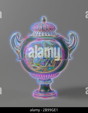 Vase (Vasenballon), Vase mit Deckel (Vasenballon), sphärische Vase aus bunt bemaltem Porzellan, mit grünem Hintergrund die Vase steht auf einem Fuß, hat zwei geschwungene, volutförmige Ohren und einen Deckel. Auf der Vorderseite ist ein Medaillon, in dem Soldaten in einem Zeltlager gemalt werden, Karten auf einer Trommel spielen, auf der Rückseite eine Waffentrophäe. Die Vase ist markiert, (Militär) Lager mit Zelten, Manufacture de Sèvres, Sèvres, 1771, Porzellan (Material), Vergoldung (Material), H 32.0 cm × B 26.9 cm × T 19.8 cm T 9.4 cm, neu gestaltet von Gibon, Design von warmen fröhlich glühen der Helligkeit und Lichtstrahlen Ausstrahlung. Classic A Stockfoto