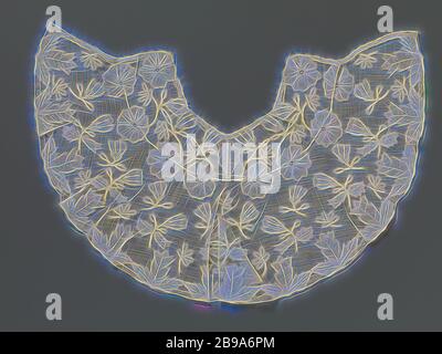 Guimpe von der Applikationsseite mit großen Blütenknospen, Guimpe von der naturfarbenen Applikationsseite, gemischte Spitze - Duchesse-Spitze - Applikation auf Maschinentüll. Ein stehender Rand ist an einen kreisförmigen Teil aus Tüll genäht, auf dem lose Zierteile aus Spitze, bestehend aus Zweigen mit Blütenknospen, appliziert sind. Äußerer Rand von Eichenblättern, an der Naht der Grenze ein Rand von großen 'Dünenrosen'., anonym, Niederlande, c. 1910, L 40 cm × B 6 cm L 35 cm × B 11 cm × c 98 cm T 36 cm, neu gestaltet von Gibon, Design von warmen fröhlich glühen von Helligkeit und Lichtstrahlen Ausstrahlung. Klassische Kunst neu erfunden mit einem m Stockfoto