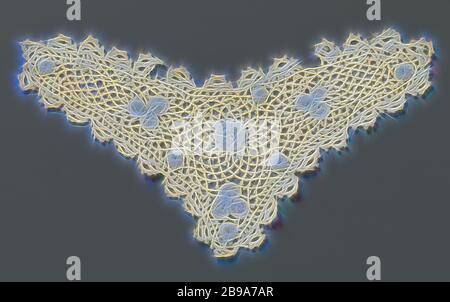Häkelspitze Stützstück mit Rose und Kleeblätter, dreieckiges Stützstück aus natürlicher irischer gehäkelter Spitze. In der Mitte des Dreiecks ist eine geschichtete Rose, umgeben von einem Muster mit Kleeblatt und Punkten. Gehäkelte Erde mit vereisten Diamant-förmigen Mesh. Beidseitig mit bemalten dreiteiligen Bögen fertig., anonym, Ierland (möglicherweise), c. 1890 - c. 1909, Baumwolle (Textil), H 6.3 cm × B 14 cm, neu gestaltet von Gibon, Design von warmen fröhlich glühen von Helligkeit und Lichtstrahlen Ausstrahlung. Klassische Kunst neu erfunden mit einem modernen Twist. Fotografie inspiriert von Futurismus, umarmt dynamische Energie Stockfoto