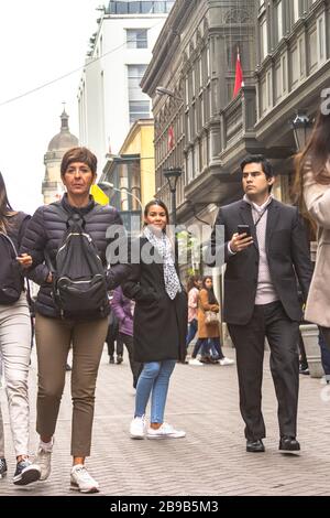 Lima, Peru - 23. Januar 2020: Hauptstraße Lima, Tourismus in den Straßen von Lima Stockfoto
