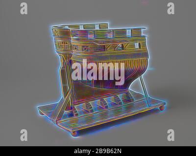 Modell der Stern eines 44-Gun Fregatte Modell der Stern eines 44-Gun, Fregatte, Bau Modell eines Stern auf Stapeln Blöcke auf einem Boden. Um den Stern, wo die Haut unter den barwood weggelassen wurde, komplett mit vertikalen Füller Stück gefüllt. Der Zaun, mit Trophäen dekoriert, hat einen Boden und einer halbrunden Galerie in der Mitte hinten, darunter ein dreieckiges hemhole, mit Blattmotiven, schmale gerade Ruder mit dicken quadratischen Ruder Kopf dekoriert, im Inneren sind zwei Bohrungen für das Seitenruder Pins. Gegen die Kontrolle des oberen Decks die Rijkswapen. Innerhalb drei Decks mit Messing k Stockfoto