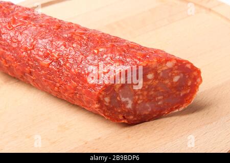 Chorizo auf das Holzbrett Stockfoto