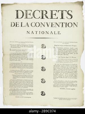 VERORDNUNG DES NATIONALEN ÜBEREINKOMMENS. 28. Tag Pluviôse, zweites Jahr der Republik Francoise [sic], ein und unteilbar, mit den Revolutionären Gerichten oder Sonderkommissionen, die in den Abteilungen [sic] gegründet wurden, kann nur die Verbrechen beurteilen, deren Wissen ihnen ausdrücklich zugewiesen ist. Décrets de la Convention nationale indiquant que les tribunaux Révolutionnaires ou commissions extraordinaires établicis dans les départements ne peuvent juger que les prévenus de délits dont la connaissance leur est expressément attribuée. Gravure sur bois et Typographie, 1793. Paris, musée Carnaval Stockfoto