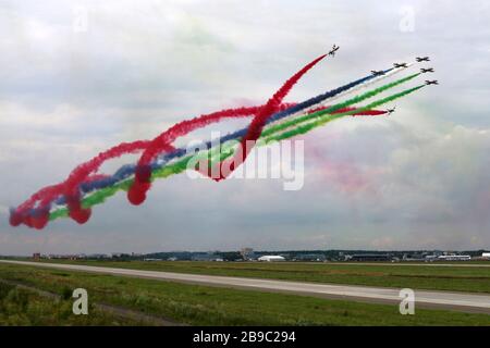 Aermacchi MB-339NAT von Al Fursan Kunstflugteam. Stockfoto