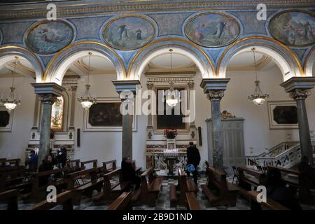 Sorrento - Arcate della Basilica di Sant'Antonino Stockfoto