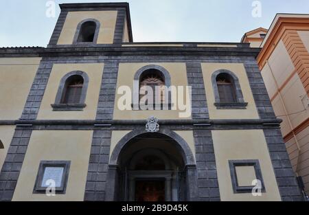 Sorrento - facciata della Basilica di Sant'Antonino Stockfoto