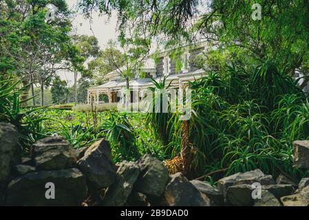 Old Eynesbury Homestead und Garden Club House an warmen Frühlings sonnigen Tag Stockfoto