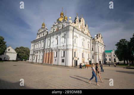 Kiew. Ukraine - 18. Mai 2019: Kiew Pechersk Lavra. Kathedrale von Dormition Stockfoto