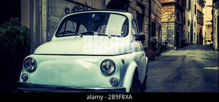 Kleine Straße in Roma, Italien Stockfoto