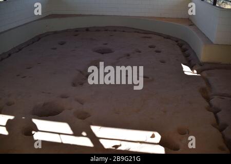 Rim Rock, AZ., USA, 13. Januar 2018. Pit House in Montezuma Well Teil des Montezuma Castle National Monument. Sinagua-Indianer besetzten 900 bis 1125 Stockfoto