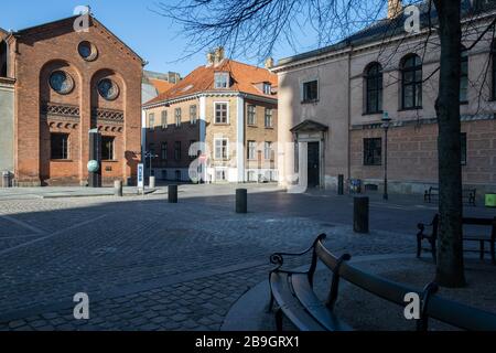 Leere Straßen im Zentrum Kopenhagens während der Coronakrise. Stockfoto