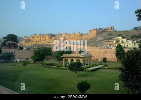 Jaipur, Indien - 11. November 2019:Morgenlicht auf dem Amber Fort Stockfoto