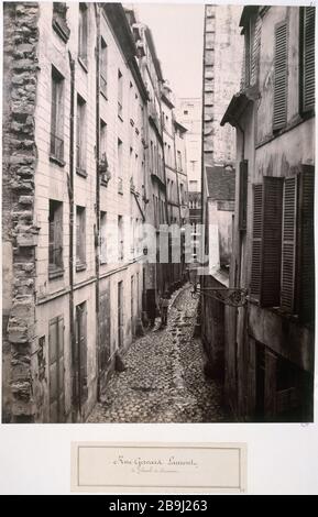 LAURENT GERVAIS STRASSE (HANDELSGERICHT) "Rue Gervais Laurent (du Tribunal de Commerce)", IVème arr. Photographie de Charles Marville (13-1879). Paris, musée Carnavalet. Stockfoto
