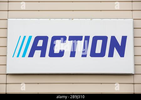 Zgorzelec, Polen. März 2020. Action-Logo in einem ihrer Geschäfte in Zgorzelec. Kredit: Karol Serewis/SOPA images/ZUMA Wire/Alamy Live News Stockfoto