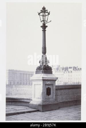 ALBUM FURNITURE Album Mobilier urbain: réverbère, Pont-Neuf. Paris (Ier arr.). Photographie de Charles Marville (13-1879). Paris, musée Carnavalet. Stockfoto