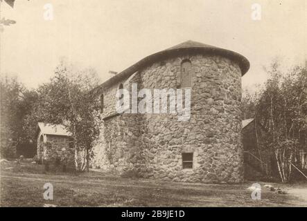 Kapelle für den Orden von St. Anne, Arlington Heights, Massachusetts. Details zum äußeren. Cram & Ferguson, Architekten (1922) Stockfoto