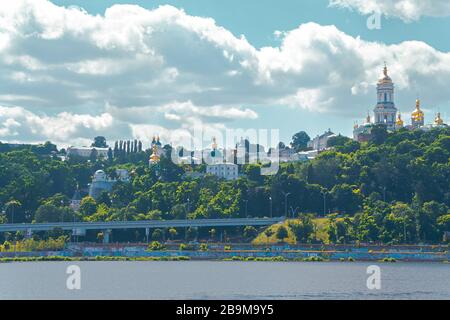 Kiew-Pechersk Lavra. Blick auf alle Sehenswürdigkeiten. Stockfoto