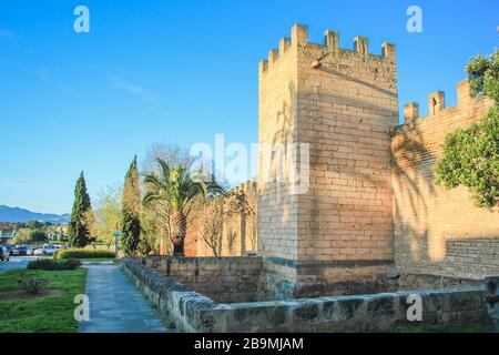 Details zum Tor der Stadtmauer in Alcudia, Mallorca, Spanien Stockfoto