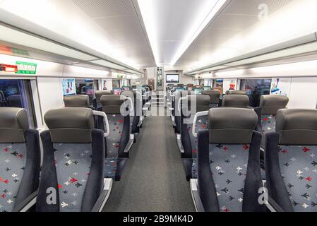 MOSKAU - 06. JANUAR: Interieur des Aeroexpress Zuges, Beförderung des Schnellzugs zum Flughafen in Moskau am 06. Januar. 2019 in Russland Stockfoto
