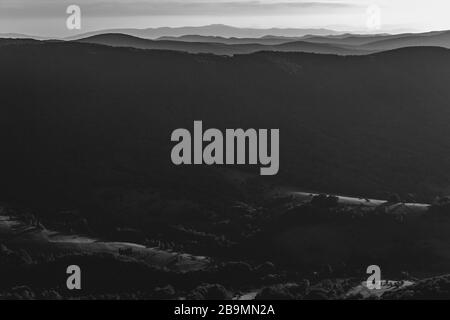 Blick von Carynska Polonyna im Bieszczady-Gebirge in Polen Stockfoto