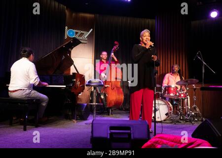 René Marie Quartett preforming at Jazz at the Lincoln Center, Shanghai, China Stockfoto