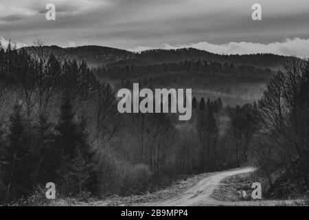 Dwernik im Bieszczady Gebirge in Polen Stockfoto