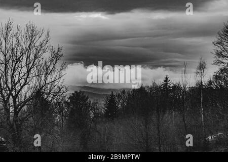 Dwernik im Bieszczady Gebirge in Polen Stockfoto