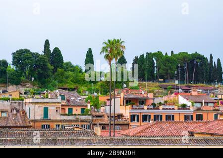 Blick auf den Palatin - das Herzlichste der sieben Hügel Roms und einer der ältesten Teile der Stadt. Rom, Italien Stockfoto