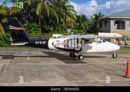 Mahe, Seychellen - 8. Februar 2020: Flugzeug ZIL Air Vulcanair P68C am Flughafen Mahe (SEZ) auf den Seychellen. Stockfoto