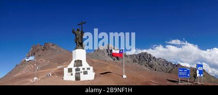 Statue von Cristo Redentor de los Andes, Christus Erlöser der Anden, Paso de la Cumbre, in der Nähe von Uspallata, Provinz Mendoza, Argentinien Stockfoto