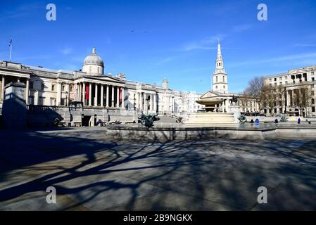 Ein desertierter Trafalgar Square, am Tag vor der Londoner Sperrung infolge der Coronavirus Pandemie 2020 Stockfoto