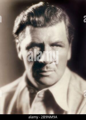 Schauspieler George Bancroft, Head and Shoulders Publicity Portrait, Paramount Pictures, 1930er Jahre Stockfoto