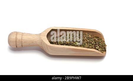 Oregano-Gewürzkräuter auf einer Gewürzschaufel Stockfoto
