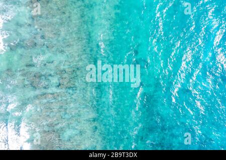 Seychellen Hintergrund Meer Copyspace Urlaub Paradies Dronenansicht Luftfotografie Stockfoto
