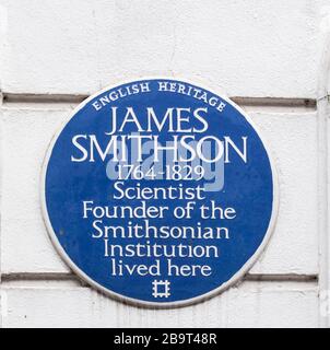 LONDON BLUE PLAQUE ENGLISH HERITAGE JAMES SMITHSON AN 9 BENTINCK STREET MARYLEBONE Stockfoto