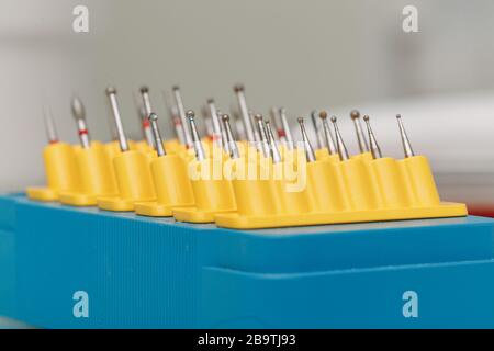 Düsensatz für ein Makro der Zahnbur Stockfoto