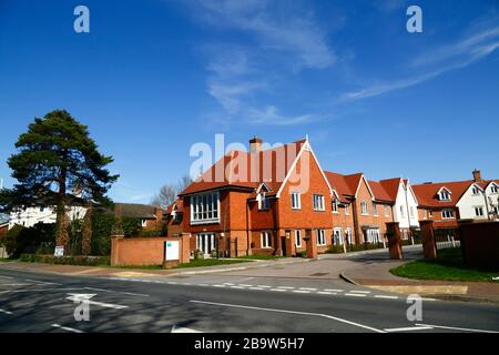 Fountains Lodge Care Home im Besitz von BUPA auf dem Gelände der ehemaligen Birchwood Garage, Southborough, Kent, England Stockfoto