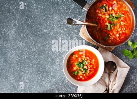 Marokkanischen Suppe mit Kichererbsen, Kopie, Ansicht von oben Stockfoto