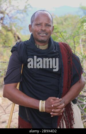 Afrika, Tansania, Nahaufnahme eines männlichen Mitglieds des Datooga-Stammes Stockfoto