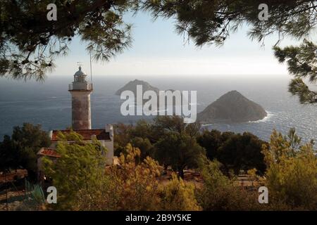 Blick auf die Inseln vom Leuchtturm gelidonya in der provinz antalya Stockfoto