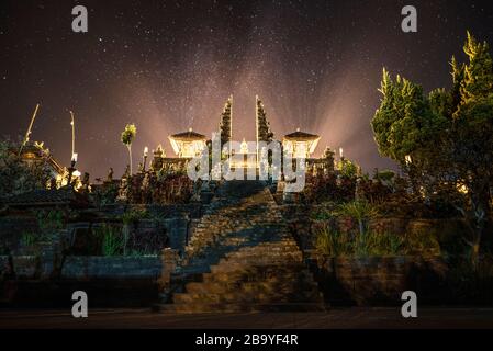 Der größte Komplex der Tempel auf Bali an den hängen des Mount Agung im Dorf Besakih, Karangasem Regentschaft, Besakih-Tempel, Bali, Indonesien Stockfoto