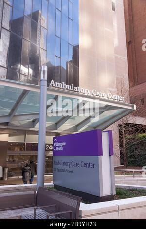 NYU Langone Ambulatory Care Center in Murray Hill (Midtown), New York City, bietet medizinische ambulante Dienstleistungen an. Stockfoto