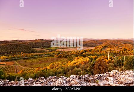 Toskanische Landschaft rund um Monteriggioni, Toskana, Italien, Europa Stockfoto