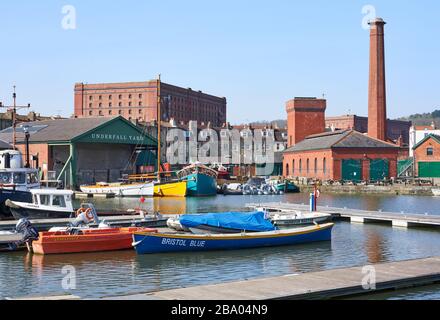 Bootsbauer und Pumpenhaus auf dem Floating Harbor Bristol UK Stockfoto